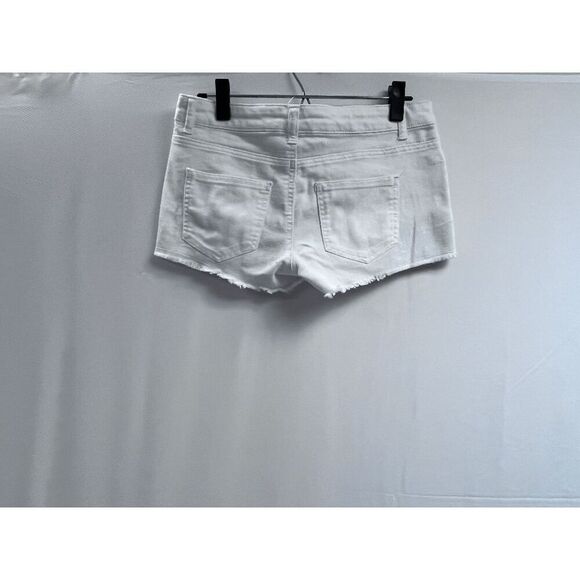 No Boundaries Womens Cream Black Aztec Print Cut-Off Denim Shorts Size 9 - Picture 2 of 10